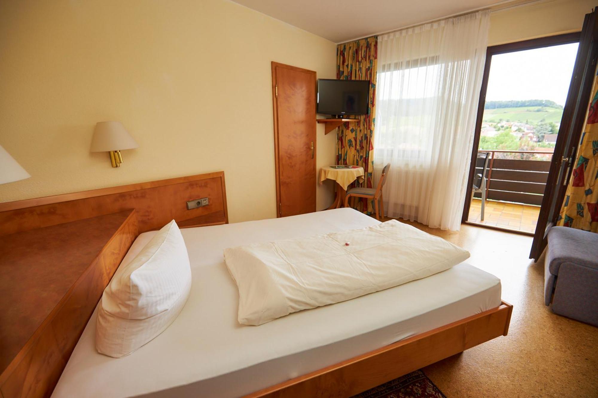 Flair Hotel Landgasthof Roger Loewenstein Ngoại thất bức ảnh