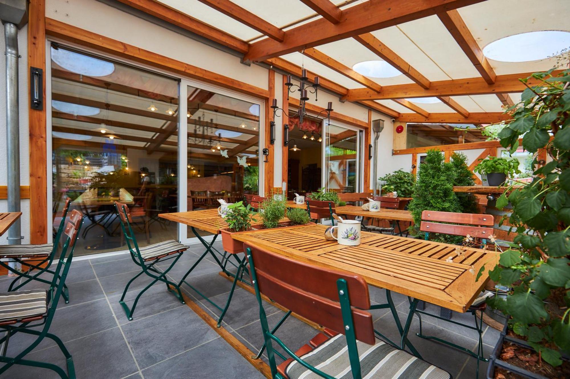 Flair Hotel Landgasthof Roger Loewenstein Ngoại thất bức ảnh