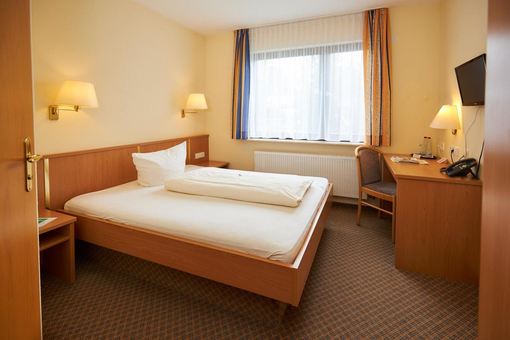 Flair Hotel Landgasthof Roger Loewenstein Ngoại thất bức ảnh